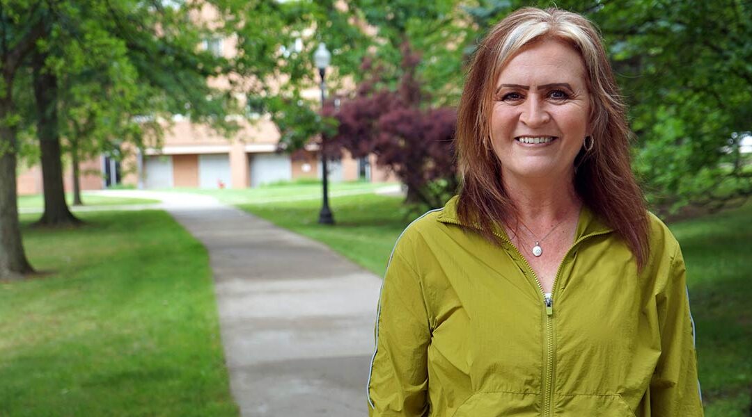 Mother of 8 Pursues Nursing Dream Through RN-to-BSN Program